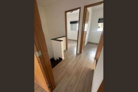 Casa à venda com 3 quartos, 114m² em Parque Sevilha, São Paulo