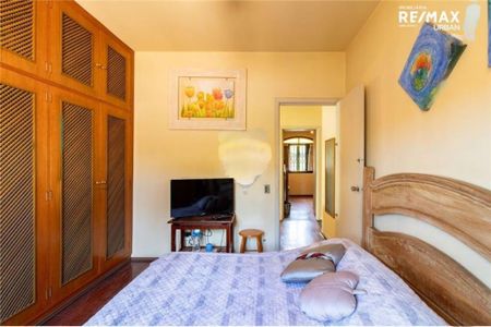 Casa à venda com 150m², 3 quartos e 2 vagas