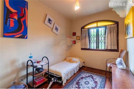 Casa à venda com 150m², 3 quartos e 2 vagas