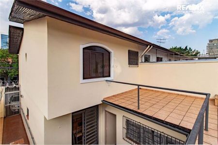 Casa à venda com 150m², 3 quartos e 2 vagas