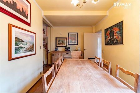 Casa à venda com 150m², 3 quartos e 2 vagas