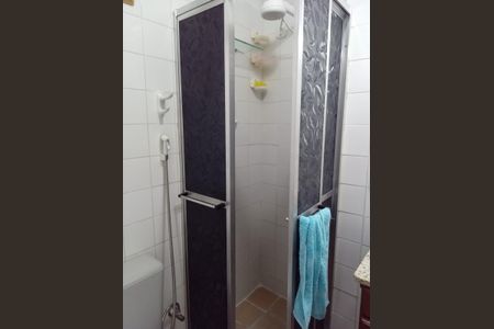 Banheiro de apartamento à venda com 2 quartos, 52m² em Rocha Miranda, Rio de Janeiro