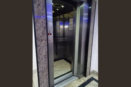 Apartamento à venda com 52m², 2 quartos e 1 vagaÁrea comum