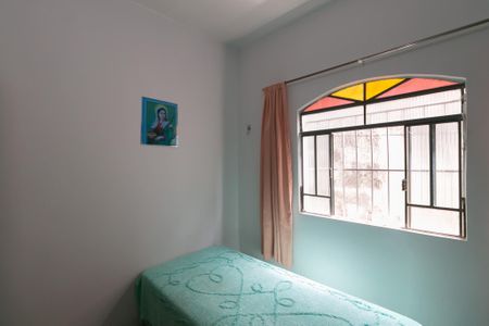 Casa à venda com 4 quartos, 285m² em Floramar, Belo Horizonte