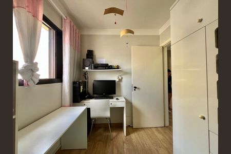 Apartamento à venda com 113m², 3 quartos e 1 vaga Apartamento à venda com 113m², 3 quartos e 1 vagaQuarto 2