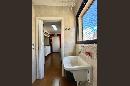 Apartamento à venda com 113m², 3 quartos e 1 vaga Apartamento à venda com 113m², 3 quartos e 1 vagaÁrea de Serviço