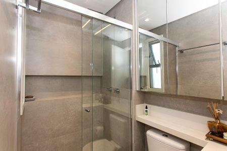 Apartamento à venda com 164m², 3 quartos e 3 vagasBanheiro da Suíte 2