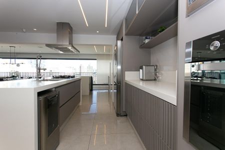 Apartamento à venda com 164m², 3 quartos e 3 vagasCozinha