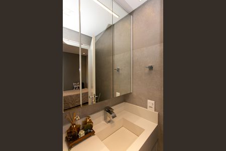 Apartamento à venda com 164m², 3 quartos e 3 vagasBanheiro da Suíte 2