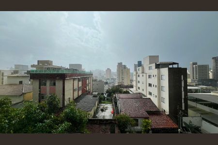 Apartamento para alugar com 90m², 3 quartos e 2 vagas Apartamento para alugar com 90m², 3 quartos e 2 vagasVista