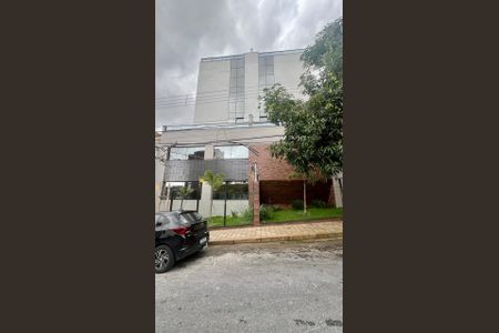 Apartamento para alugar com 90m², 3 quartos e 2 vagas Apartamento para alugar com 90m², 3 quartos e 2 vagasFachada