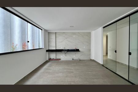 Apartamento para alugar com 90m², 3 quartos e 2 vagas Apartamento para alugar com 90m², 3 quartos e 2 vagasÁrea comum - Salão de festas