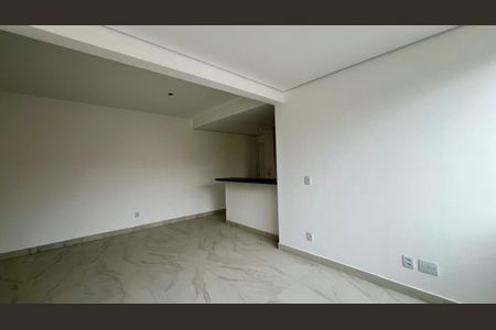 sala  de apartamento à venda com 3 quartos, 90m² em Sagrada Família, Belo Horizonte