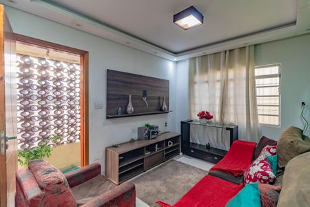 Casa à venda com 300m², 2 quartos e 2 vagas