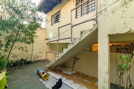 Casa à venda com 300m², 2 quartos e 2 vagas