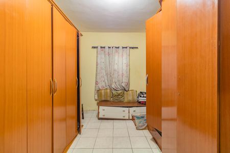 Casa à venda com 300m², 2 quartos e 2 vagas