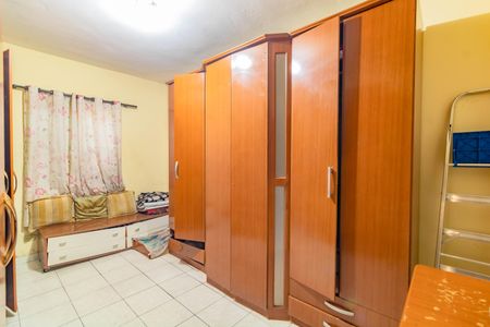 Casa à venda com 300m², 2 quartos e 2 vagas