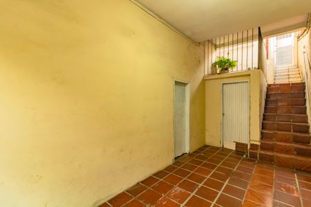 Casa à venda com 300m², 2 quartos e 2 vagas