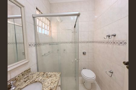 Casa à venda com 310m², 4 quartos e 3 vagasBanheiro Social