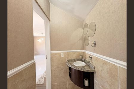 Casa à venda com 310m², 4 quartos e 3 vagasLavabo