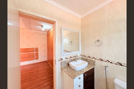 Casa à venda com 310m², 4 quartos e 3 vagasBanheiro da Suíte 1