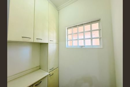 Casa à venda com 310m², 4 quartos e 3 vagasCozinha