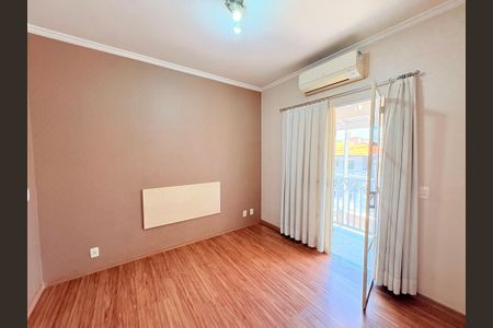 Casa à venda com 310m², 4 quartos e 3 vagasSuíte 2