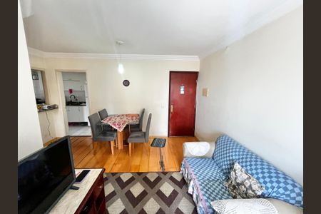 Apartamento à venda com 110m², 3 quartos e 1 vaga Apartamento à venda com 110m², 3 quartos e 1 vagaSala