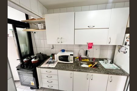 Apartamento à venda com 110m², 3 quartos e 1 vaga Apartamento à venda com 110m², 3 quartos e 1 vagaCozinha