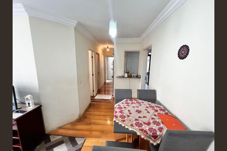 Apartamento à venda com 110m², 3 quartos e 1 vaga Apartamento à venda com 110m², 3 quartos e 1 vagaSala