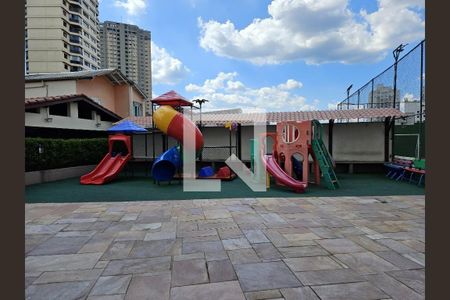 Apartamento à venda com 110m², 3 quartos e 1 vaga Apartamento à venda com 110m², 3 quartos e 1 vagaÁrea comum - Playground