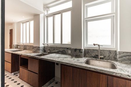 Apartamento à venda com 120m², 3 quartos e sem vagaÁrea de Serviço