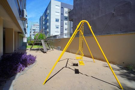 Apartamento à venda com 71m², 2 quartos e 1 vaga Apartamento à venda com 71m², 2 quartos e 1 vagaÁrea comum - Playground