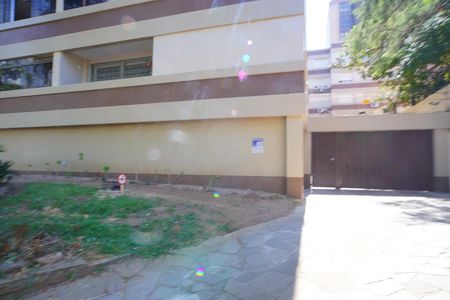 Apartamento à venda com 71m², 2 quartos e 1 vaga Apartamento à venda com 71m², 2 quartos e 1 vagaFachada