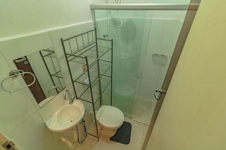 Studio para alugar com 35m², 1 quarto e sem vaga Studio para alugar com 35m², 1 quarto e sem vagaBanheiro Social