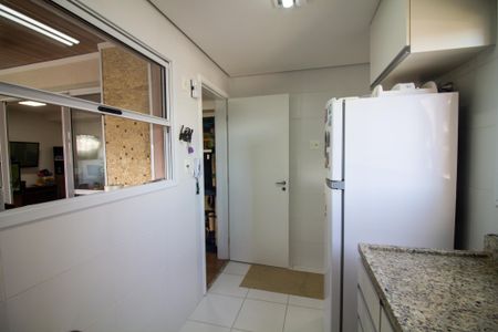 Apartamento para alugar com 105m², 3 quartos e 2 vagasCozinha