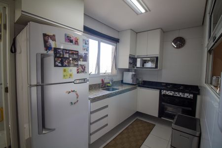 Apartamento para alugar com 105m², 3 quartos e 2 vagasCozinha