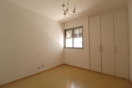 Quarto de apartamento à venda com 1 quarto, 42m² em Indianópolis, São Paulo