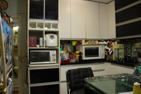 Apartamento à venda com 120m², 4 quartos e sem vagaCozinha