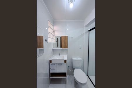 Casa para alugar com 90m², 3 quartos e 1 vaga Casa para alugar com 90m², 3 quartos e 1 vagaBanheiro de serviço