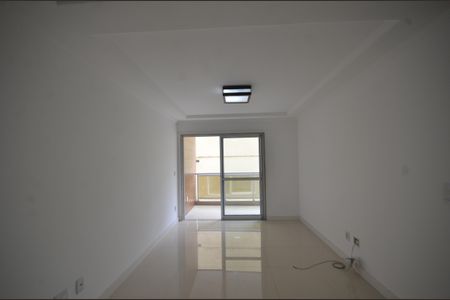 Sala de apartamento para alugar com 3 quartos, 125m² em Vila Valqueire, Rio de Janeiro
