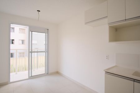 Studio de kitnet/studio para alugar com 1 quarto, 27m² em Guaiauna, São Paulo