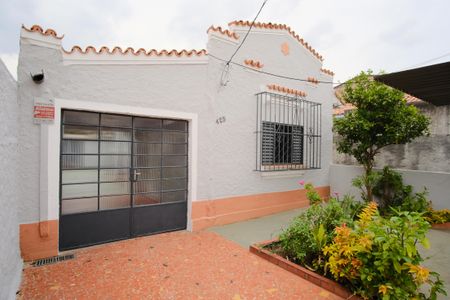 Casa para alugar com 150m², 2 quartos e 1 vagaFrente