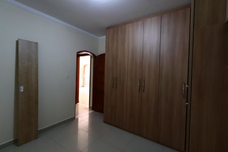 Casa à venda com 170m², 3 quartos e 2 vagasQuarto 3 - Suíte
