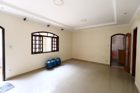 Casa à venda com 170m², 3 quartos e 2 vagasSala