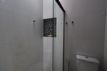 Casa à venda com 170m², 3 quartos e 2 vagasBanheiro da Suíte 1