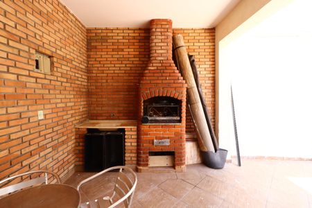 Casa à venda com 170m², 3 quartos e 2 vagasChurrasqueira