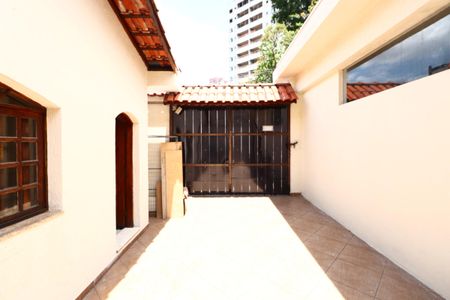 Casa à venda com 170m², 3 quartos e 2 vagasGaragem