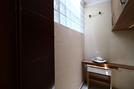 Casa à venda com 170m², 3 quartos e 2 vagasCloset da suíte 3