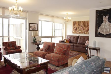 Apartamento para alugar com 3 quartos, 210m² em Consolação, São Paulo